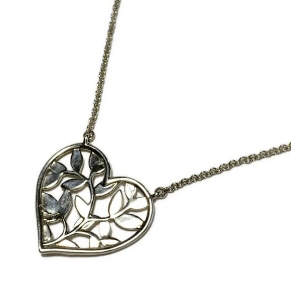 Auth TIFFANY & Co. Olive Leaf - Silver Necklace - Picture 2 of 4